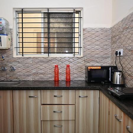 Staeg Heart Of City 2Bhk - 201 Indore Eksteriør bilde