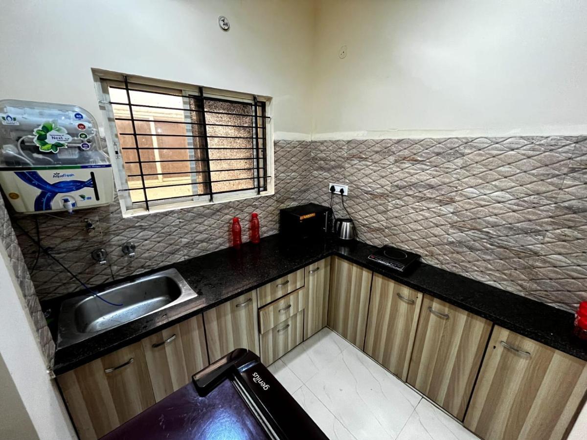 Staeg Heart Of City 2Bhk - 201 Indore Eksteriør bilde